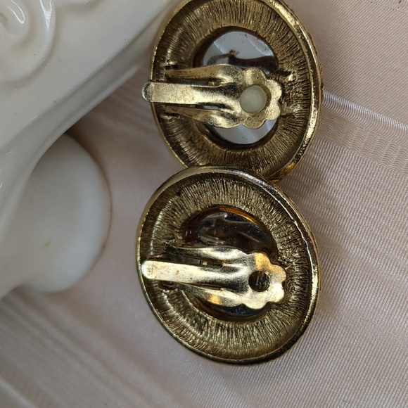 Vintage 60s Crystal Earrings Round Gold Tone Hollywood Glam - Picture 5 of 7